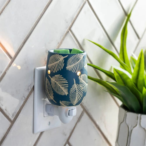 Candlewarmers Pressed Leaf Pluggable Wax Warmer Candlewarmers Pressed Leaf Pluggable Wax Warmer