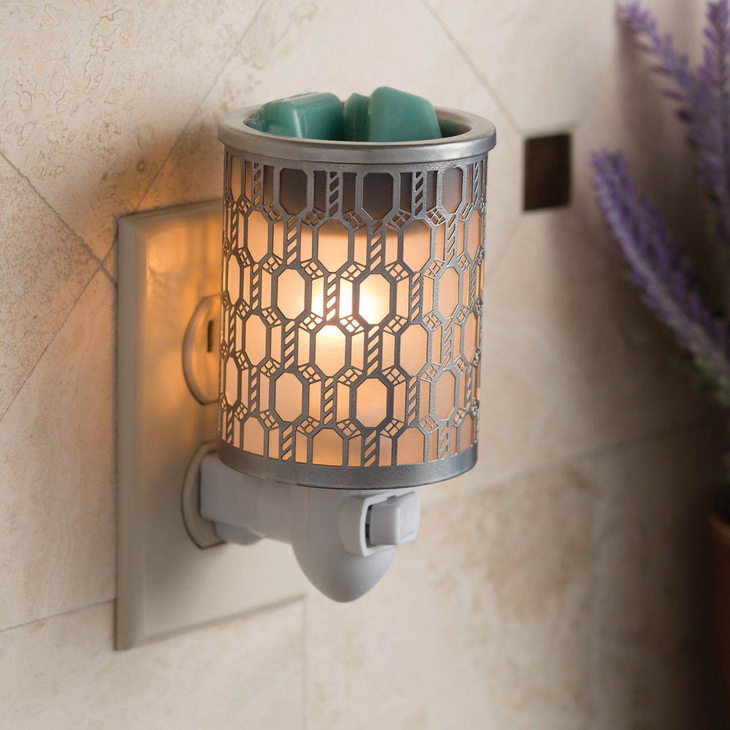 Filigree Pluggable Wax Warmer