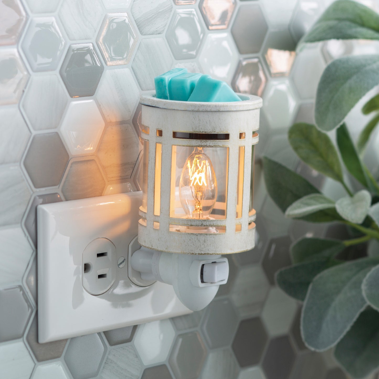 Mission Pluggable Wax Warmer
