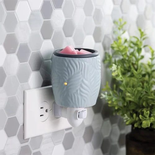 Candlewarmers Ocean Palm Pluggable Wax Warmer 1